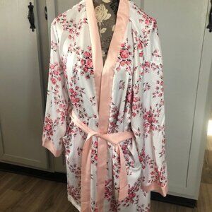 NWT Morgan Lane Open Front Robe